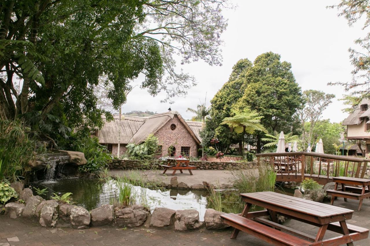 Chantecler Hotel Botha's Hill Kültér fotó